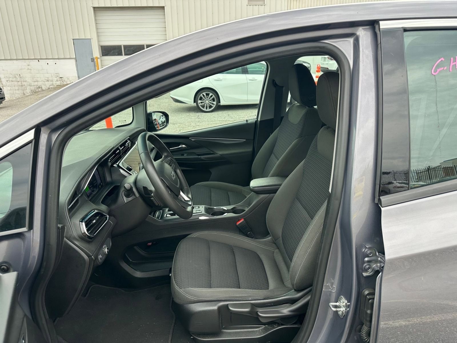 Thumbnail: 2023 Chevrolet Bolt EV - 8