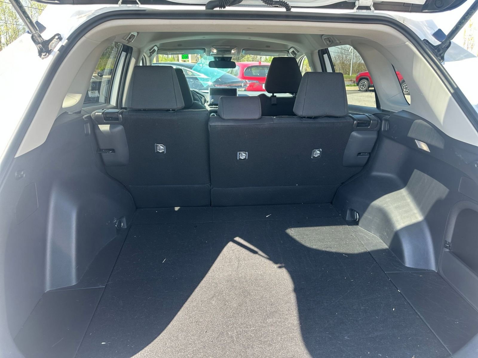 Thumbnail: 2025 Toyota RAV4 - 30