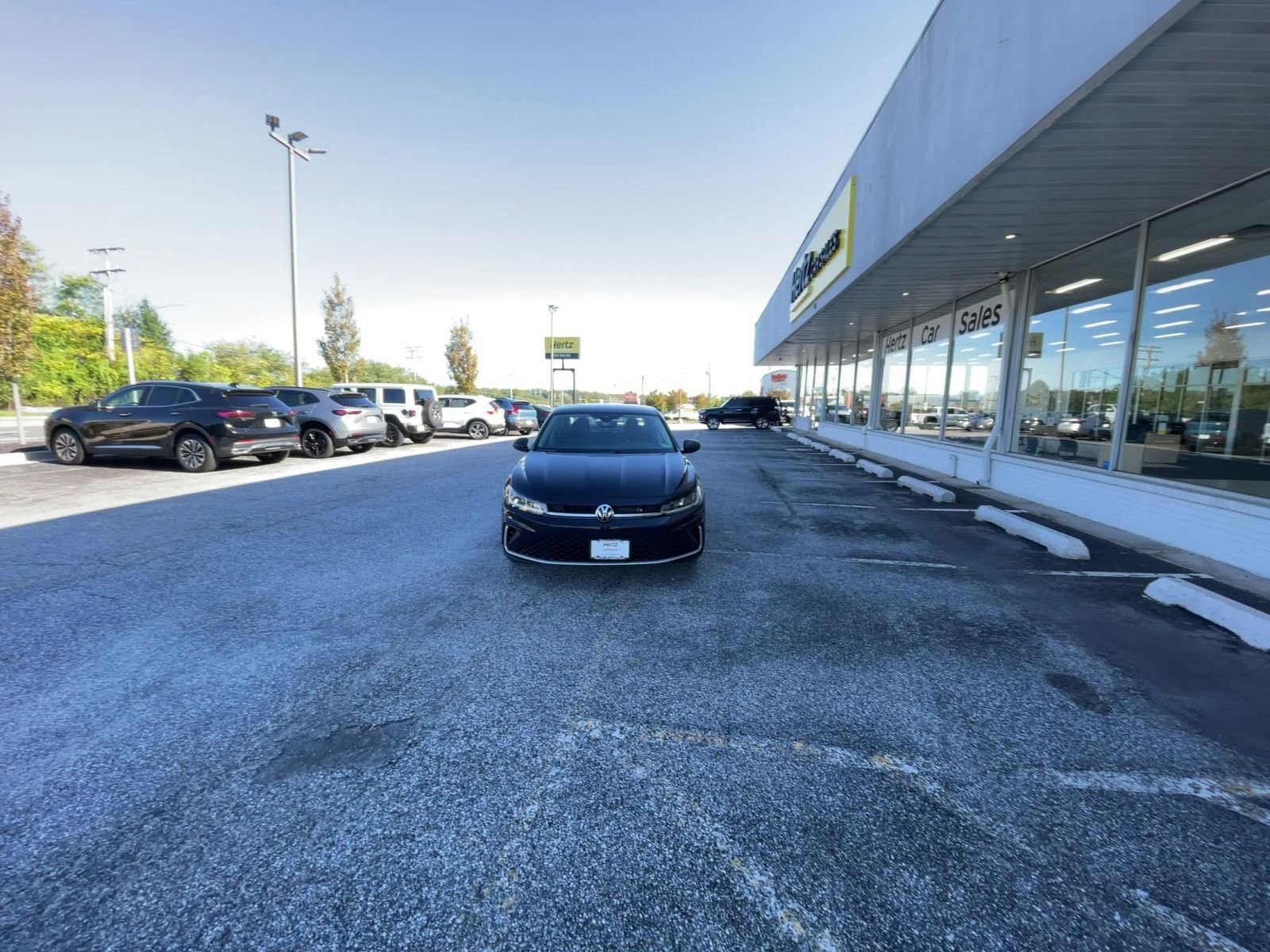 Thumbnail: 2025 Volkswagen Jetta - 16