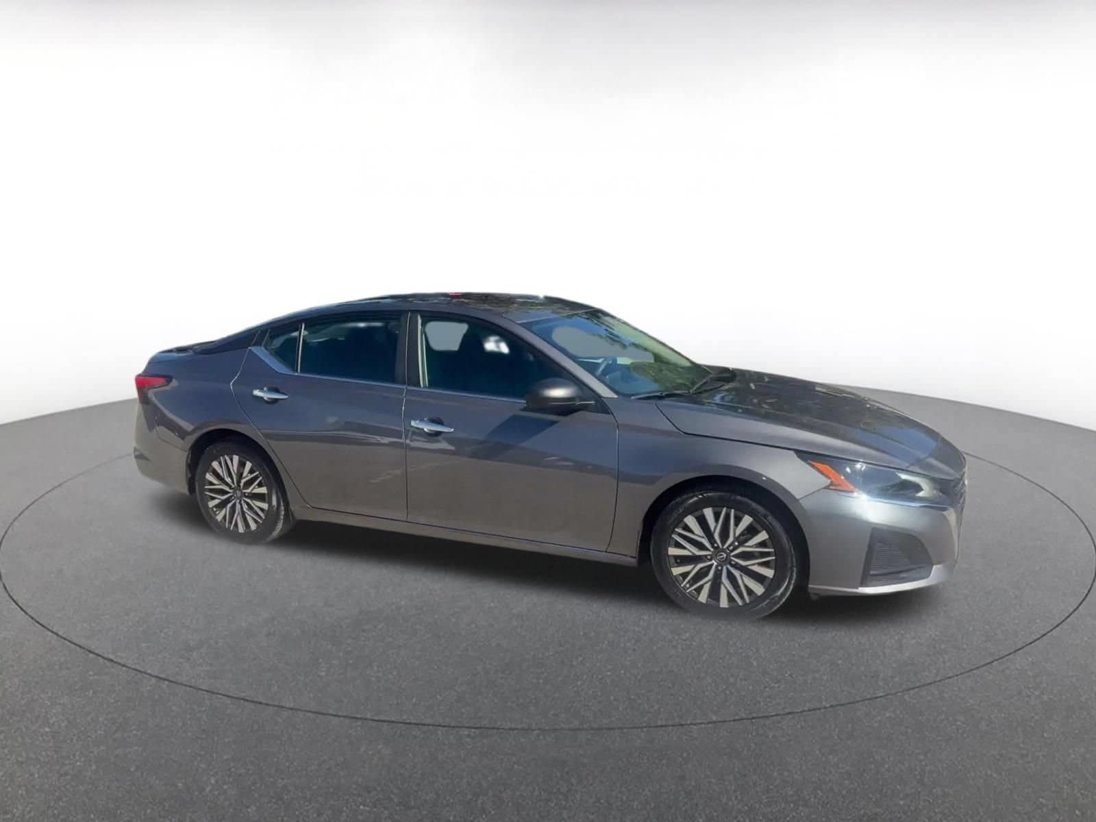 Thumbnail: 2025 Nissan Altima - 2