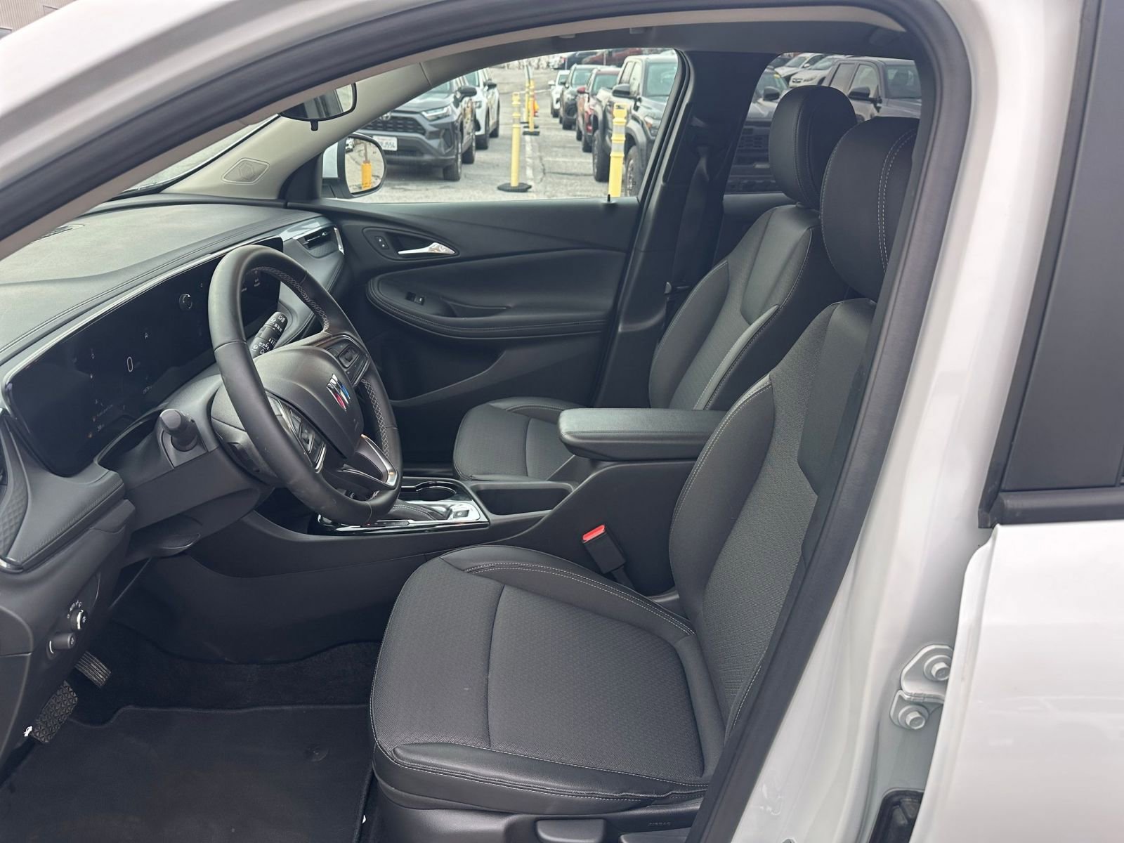 Thumbnail: 2025 Buick Encore GX - 24