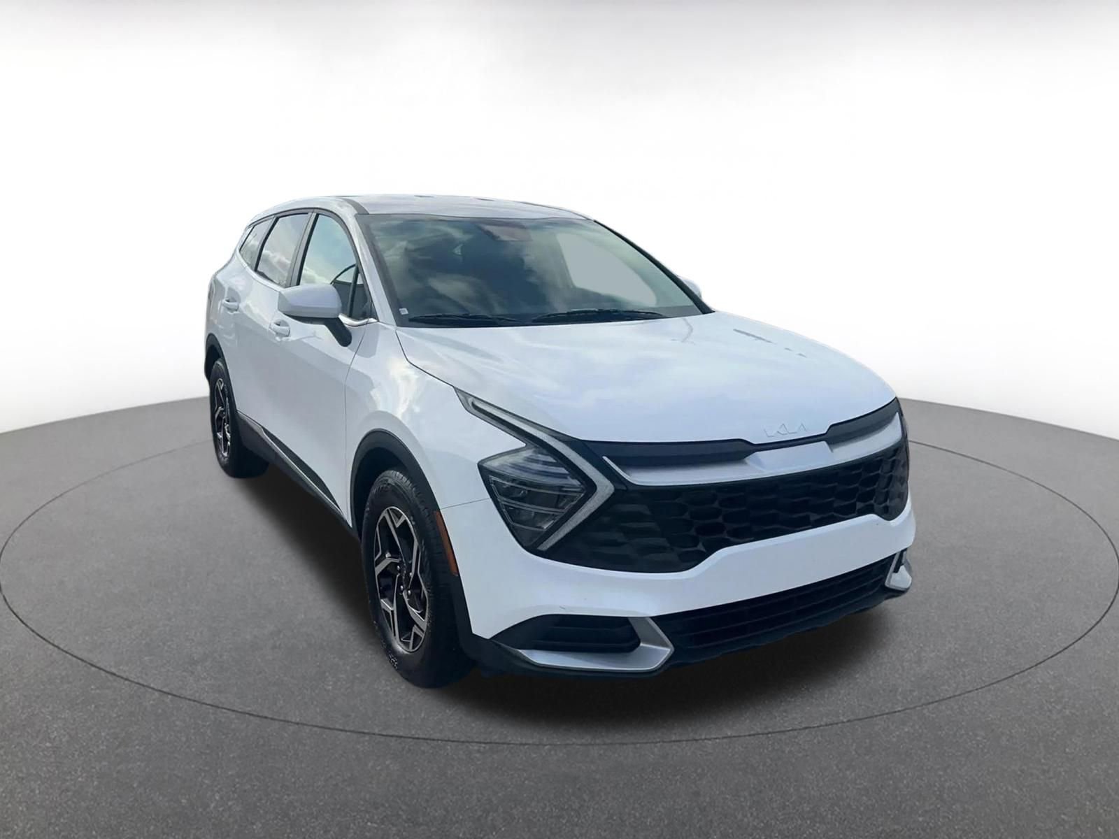 Thumbnail: 2025 Kia Sportage - 3