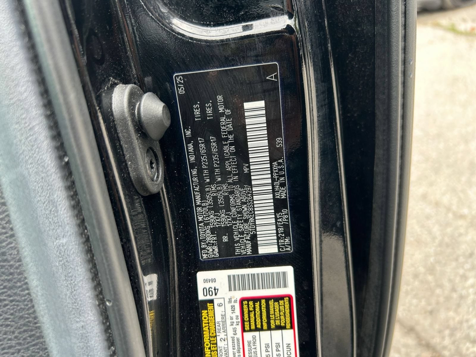 Thumbnail: 2025 Toyota Sienna - 26
