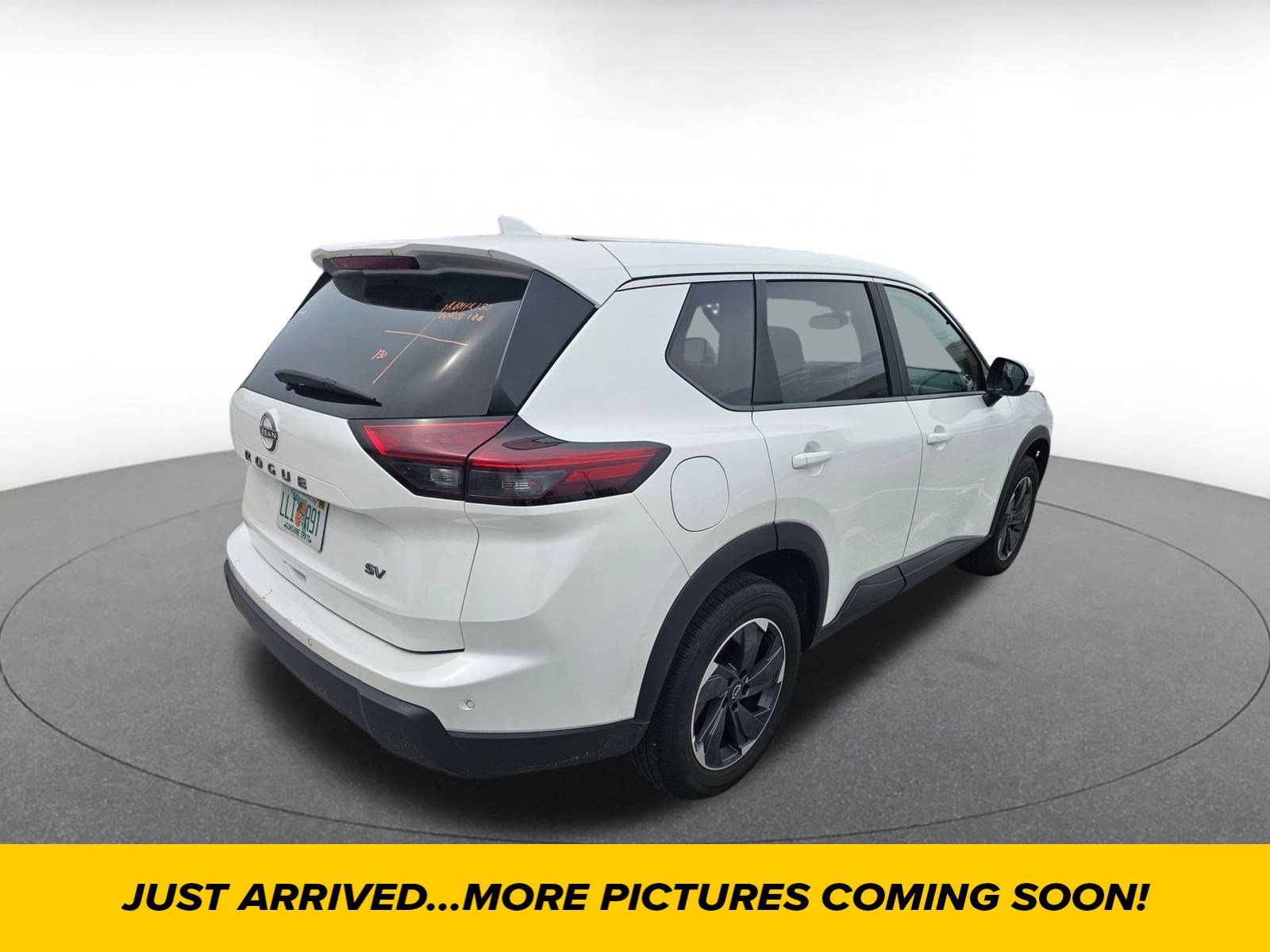 2024 Nissan Rogue SV 7