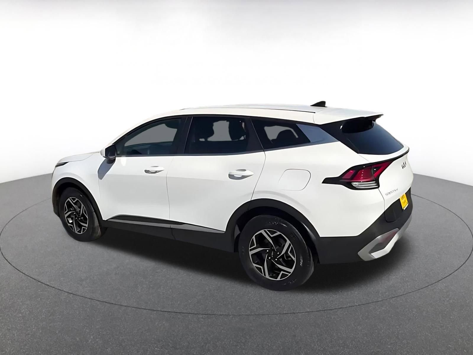 Thumbnail: 2025 Kia Sportage - 10