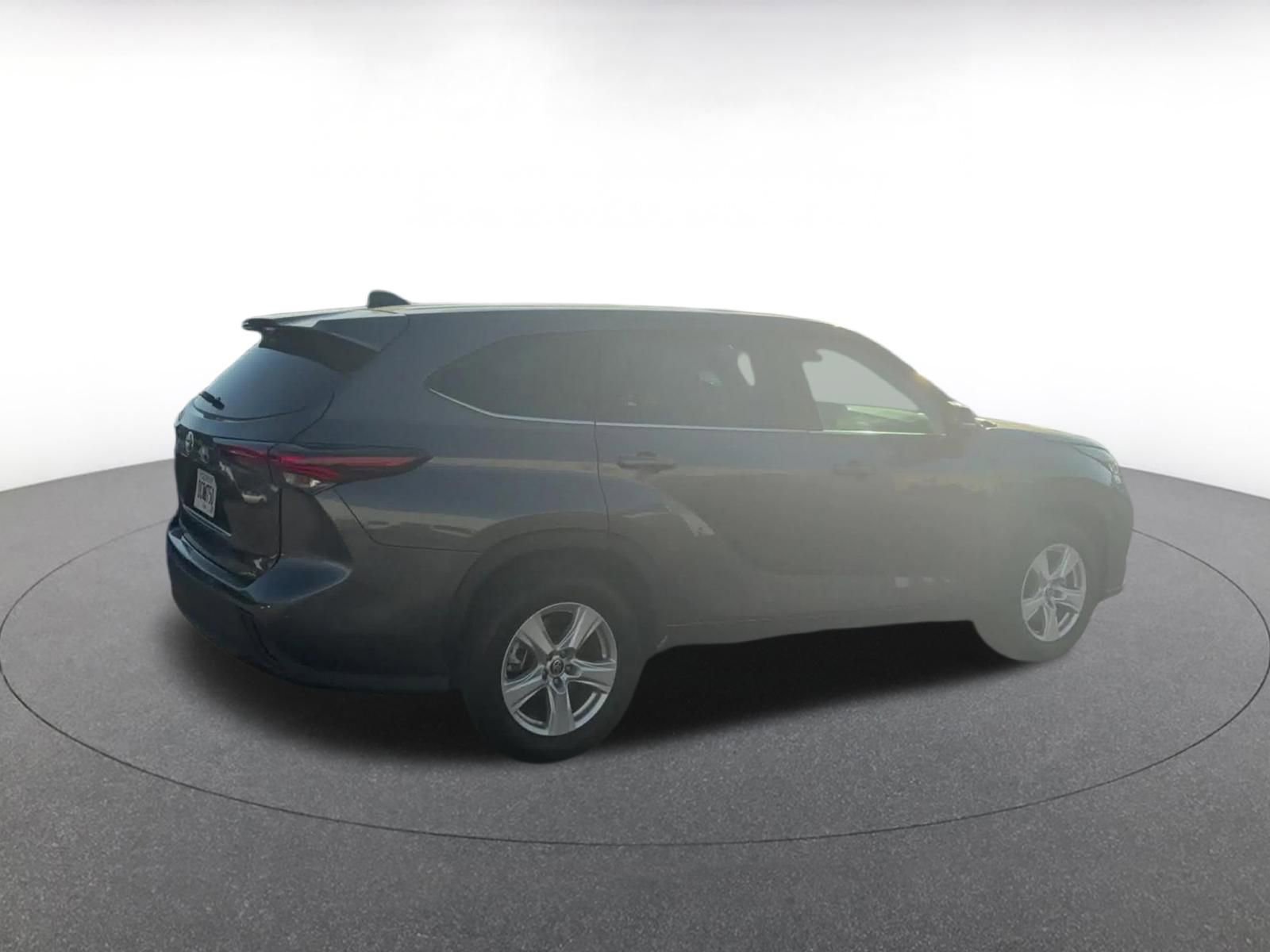 Thumbnail: 2025 Toyota Highlander - 15