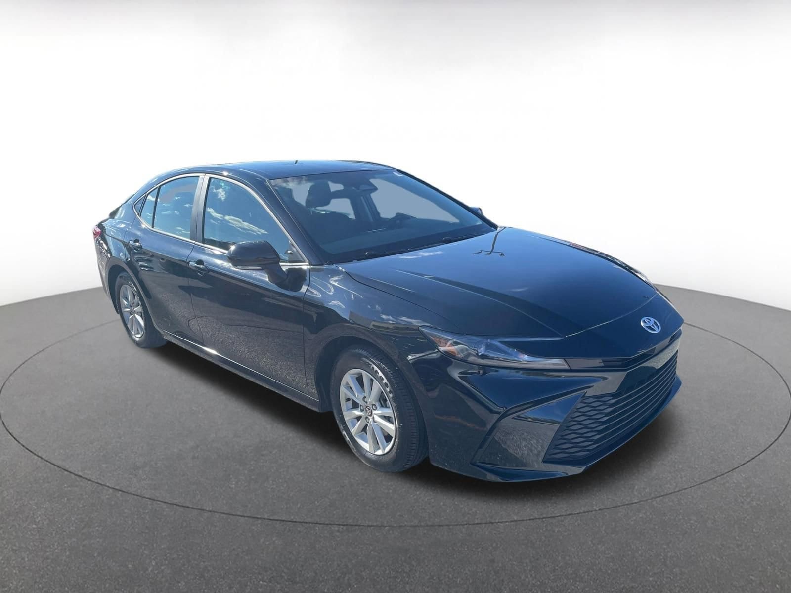 Thumbnail: 2025 Toyota Camry - 1