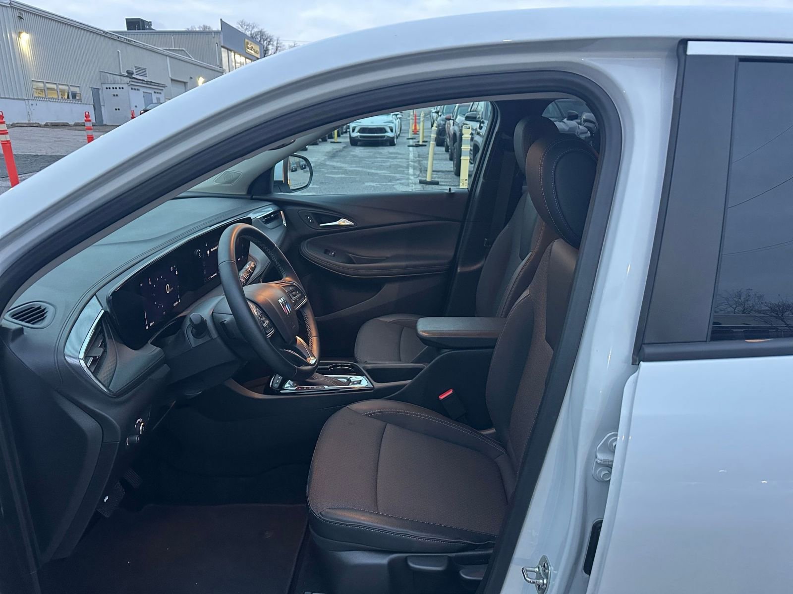 Thumbnail: 2025 Buick Encore GX - 24