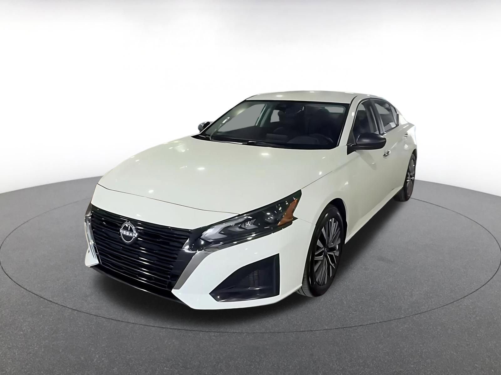 Thumbnail: 2025 Nissan Altima - 7