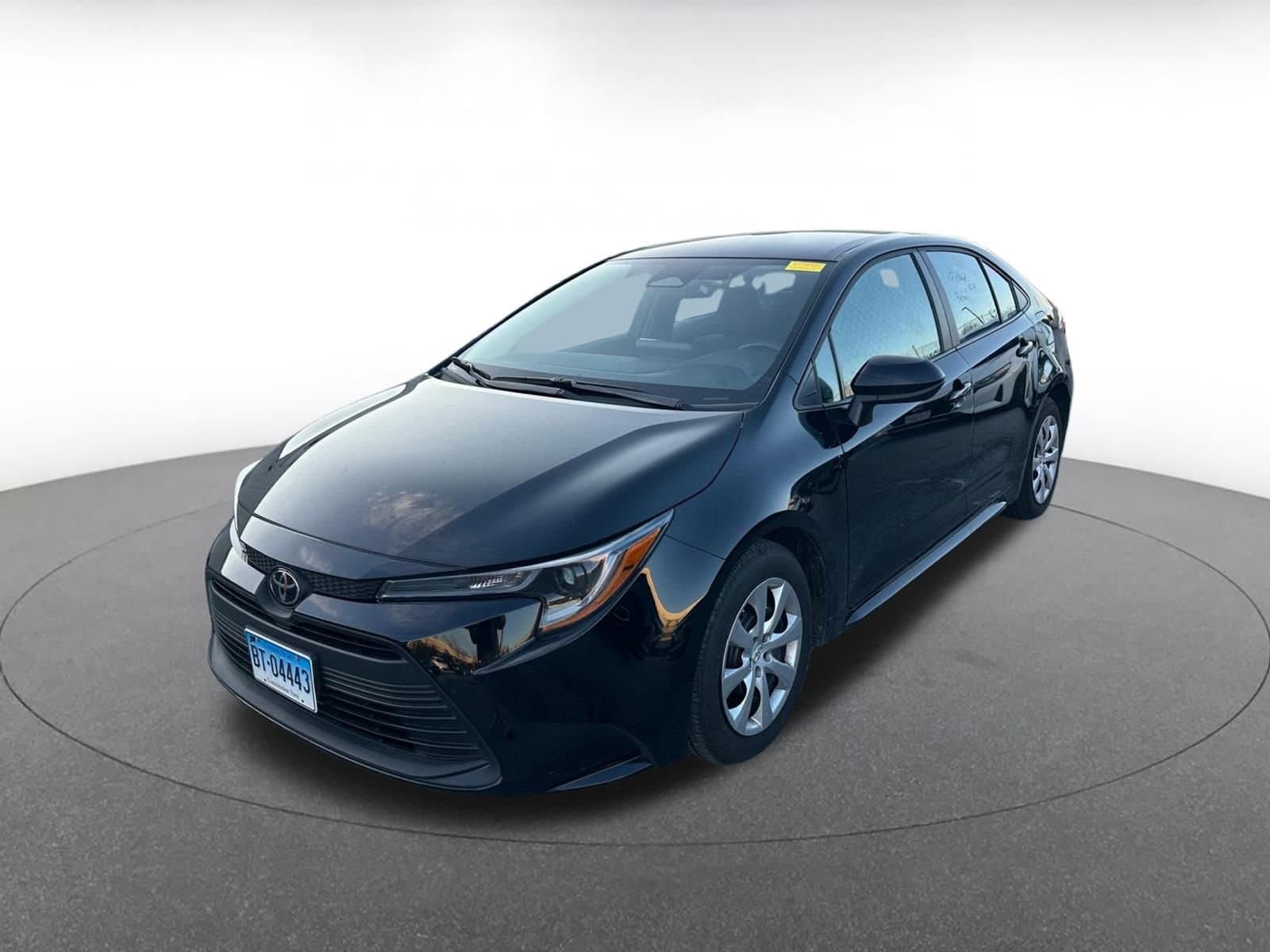 Thumbnail: 2025 Toyota Corolla - 3