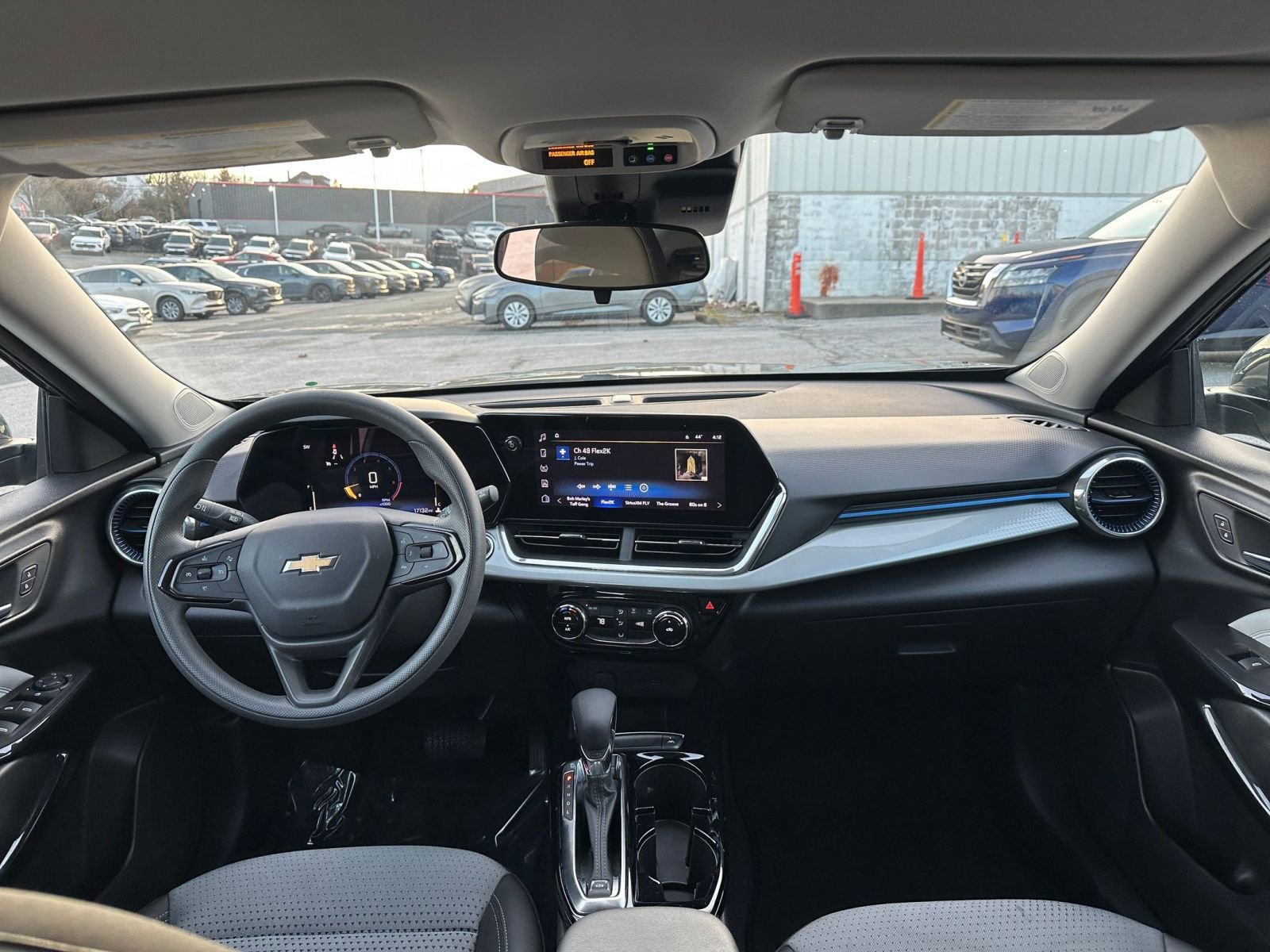 Thumbnail: 2025 Chevrolet Trax - 31