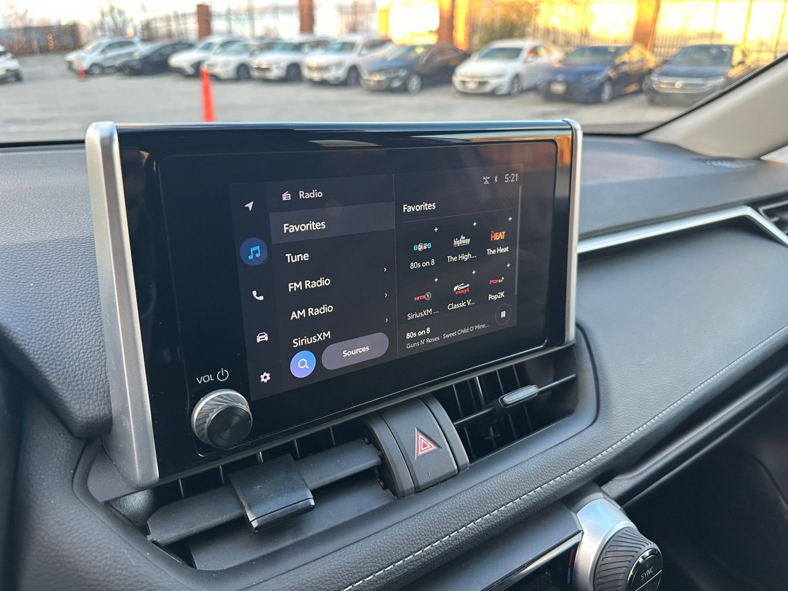 Thumbnail: 2025 Toyota RAV4 - 21