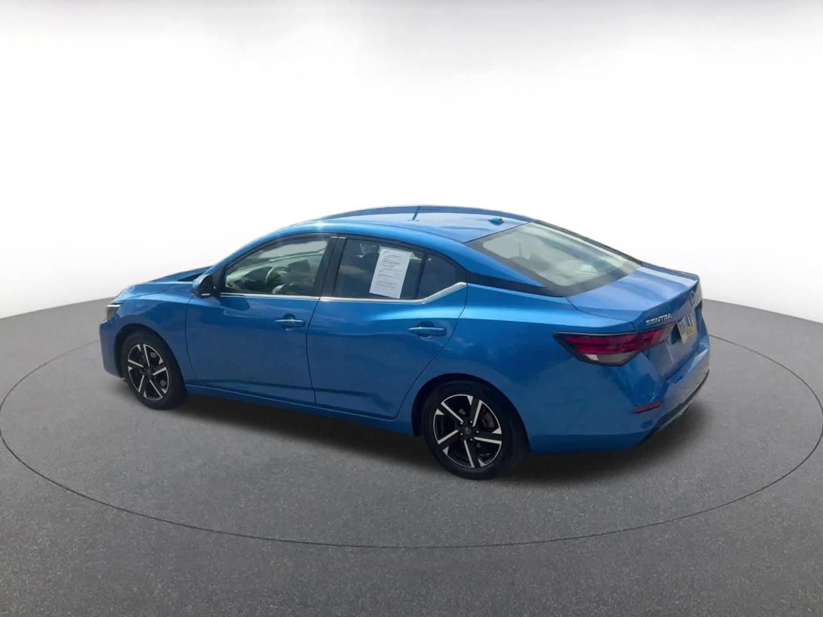 Thumbnail: 2025 Nissan Sentra - 8