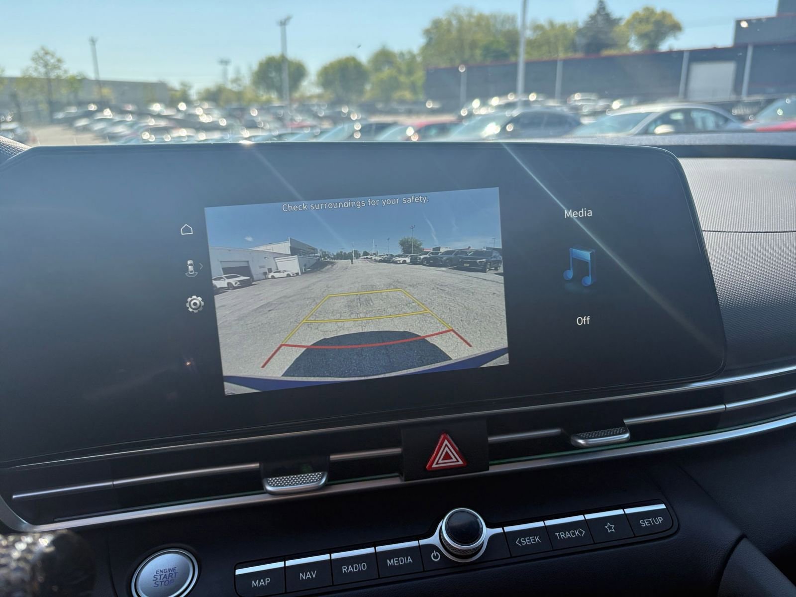 Thumbnail: 2025 Hyundai Elantra - 23