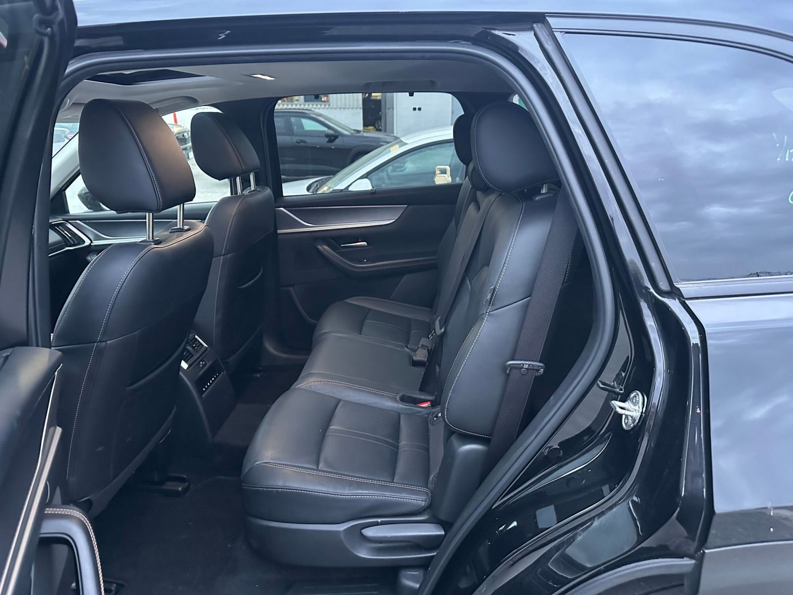 Thumbnail: 2025 Mazda CX-70 - 7