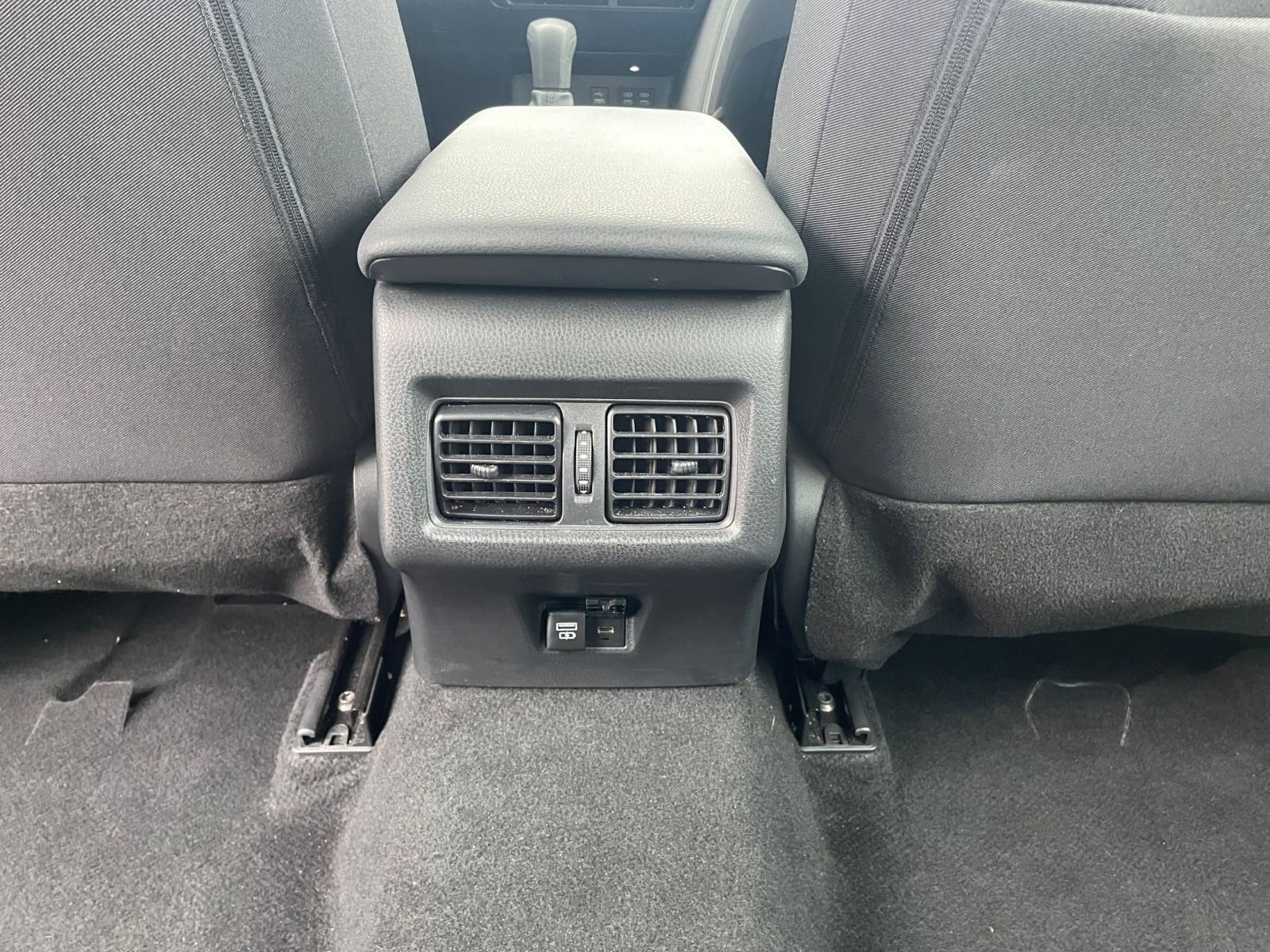 Thumbnail: 2025 Toyota Camry - 23