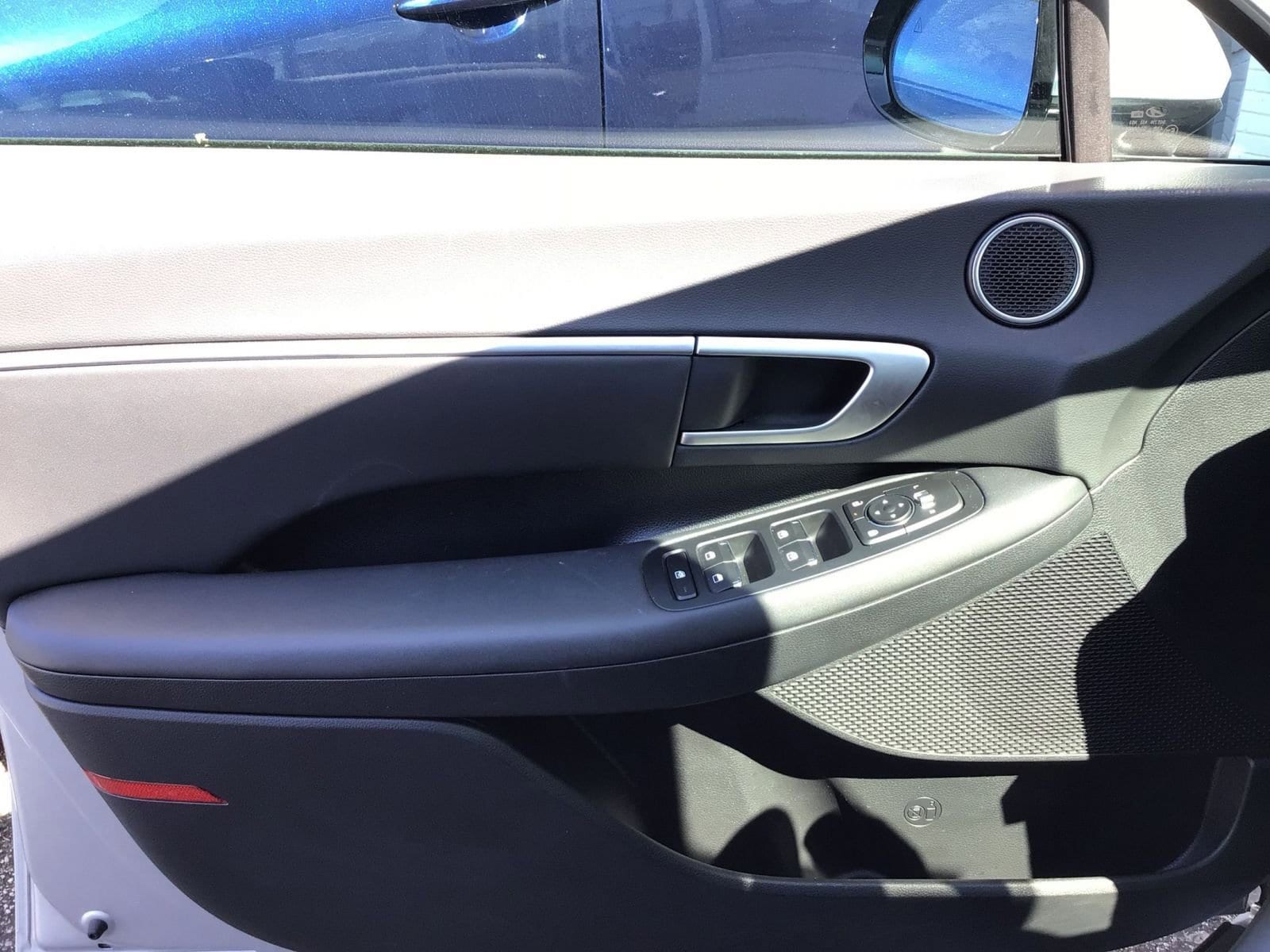 Thumbnail: 2025 Hyundai Sonata - 18