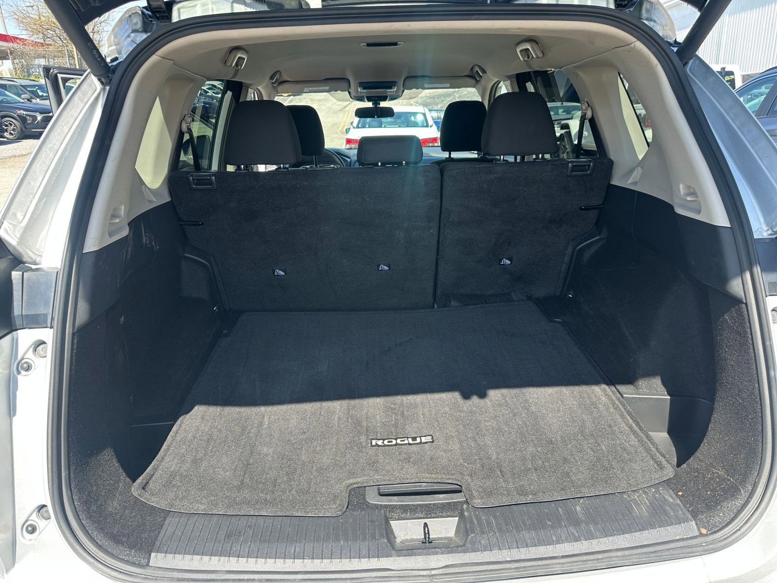 Thumbnail: 2025 Nissan Rogue - 32