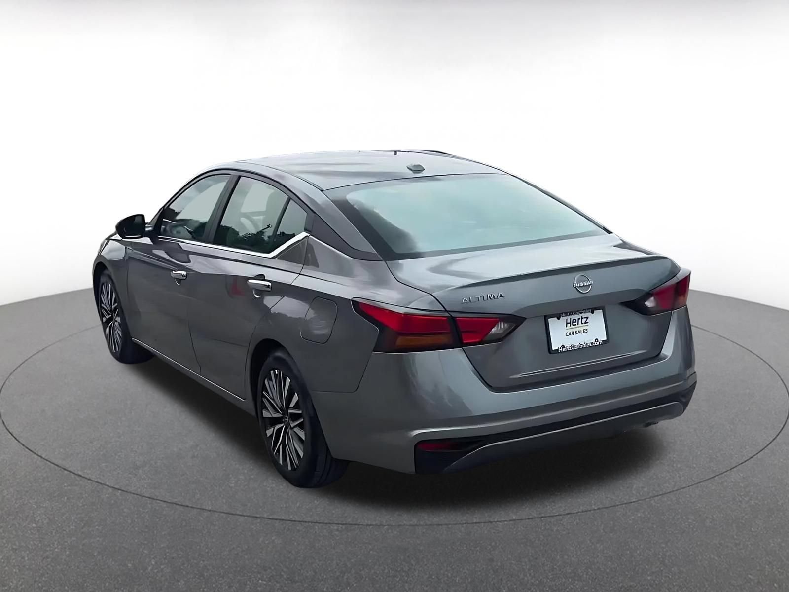 Thumbnail: 2025 Nissan Altima - 11