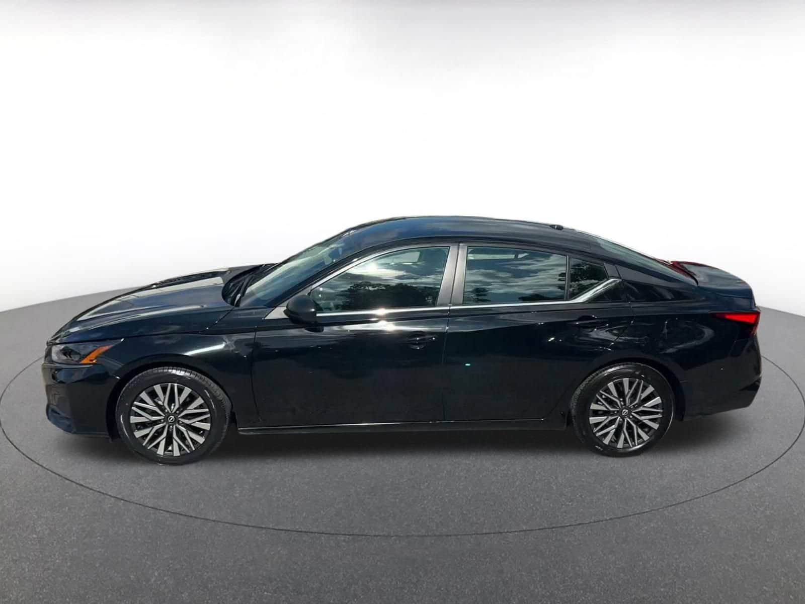 Thumbnail: 2026 Nissan Altima - 8