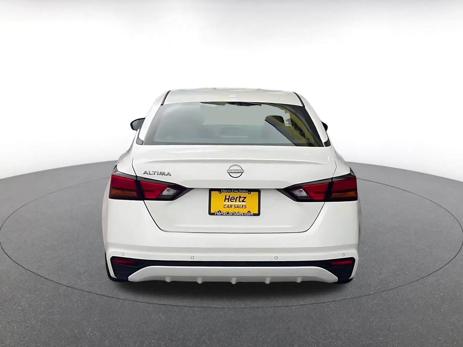 Thumbnail: 2025 Nissan Altima - 12