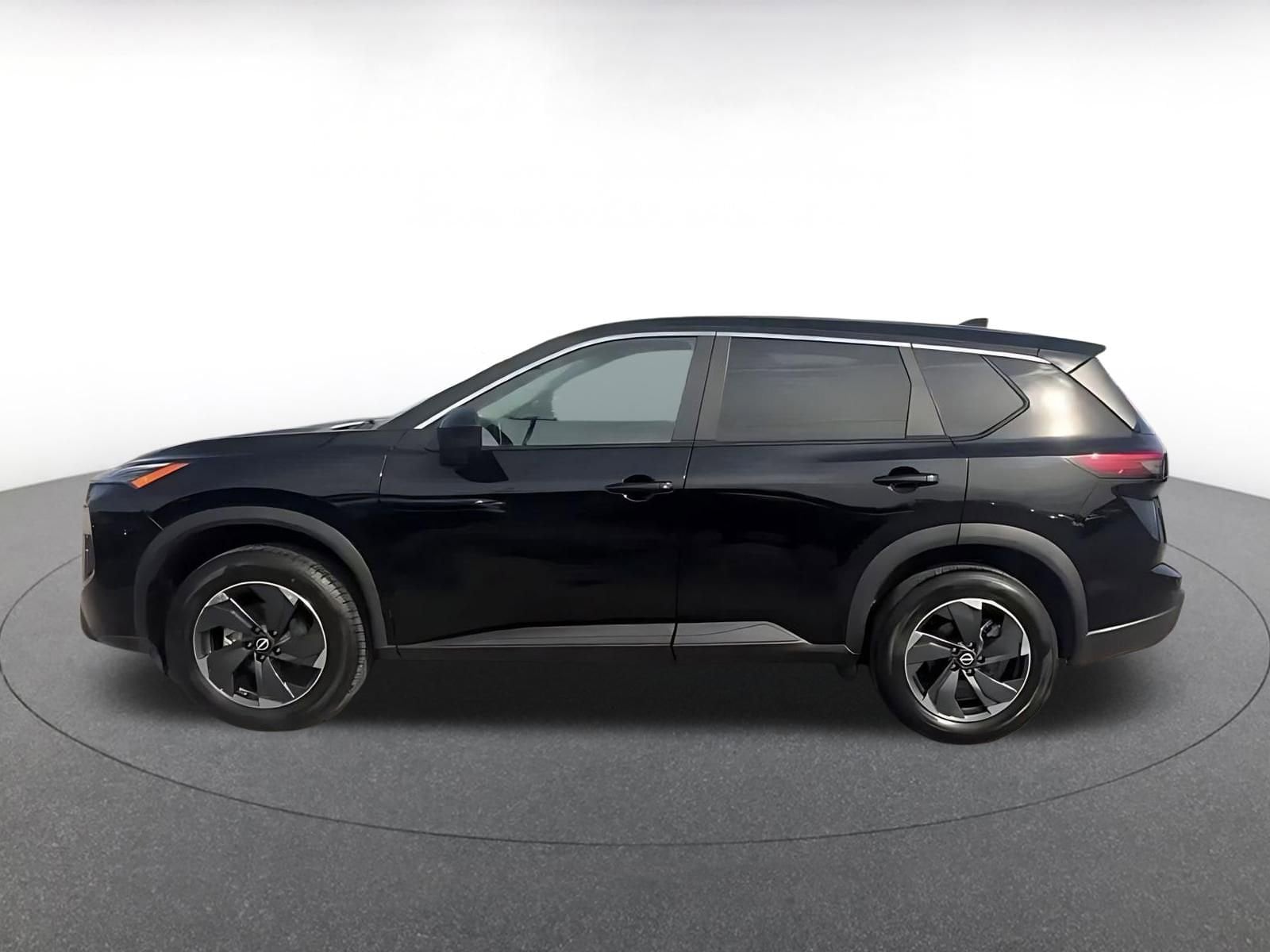 Thumbnail: 2025 Nissan Rogue - 9