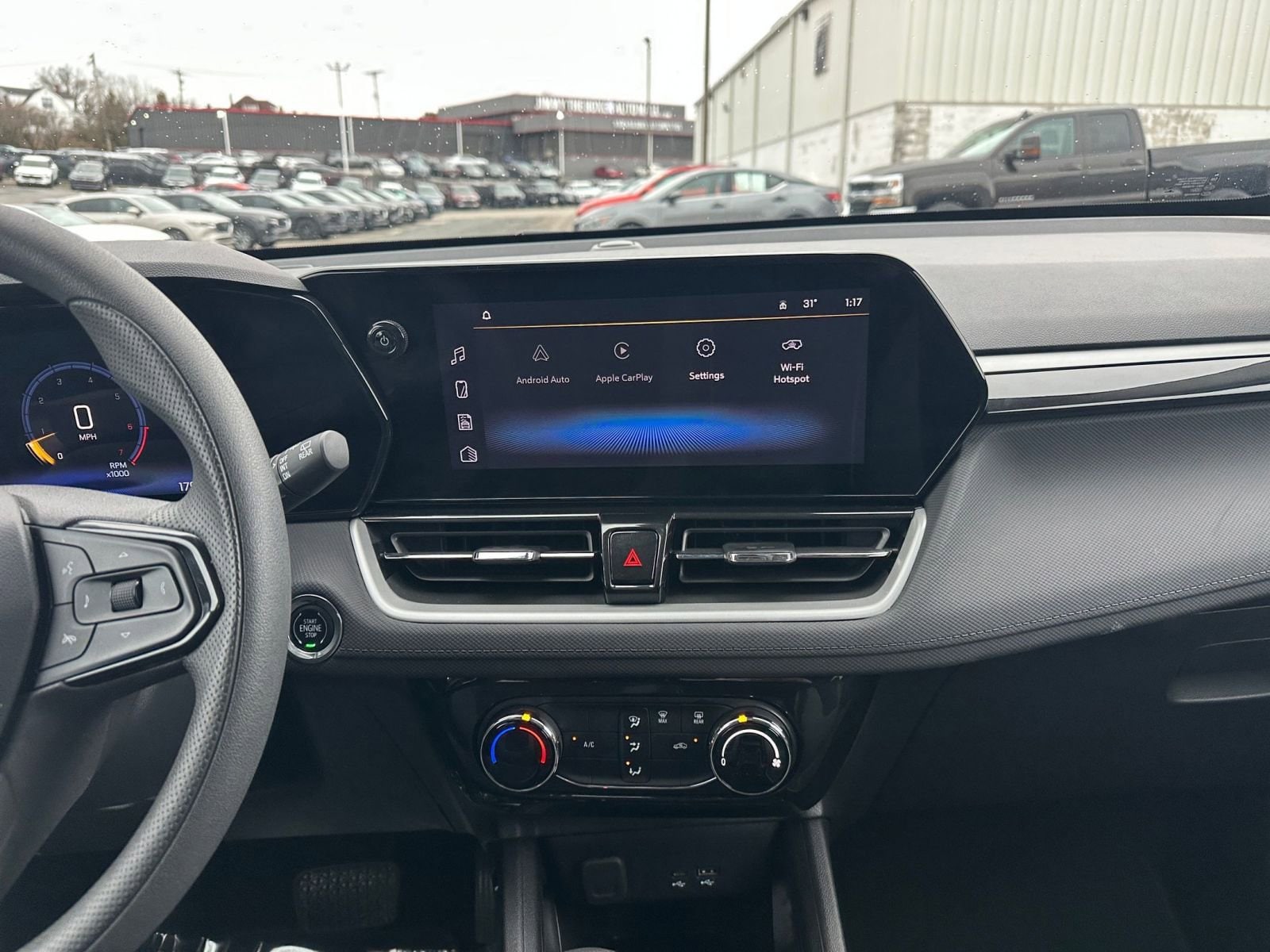 Thumbnail: 2025 Chevrolet TrailBlazer - 18