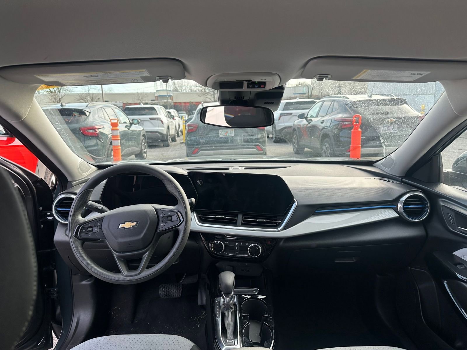 Thumbnail: 2025 Chevrolet Trax - 8