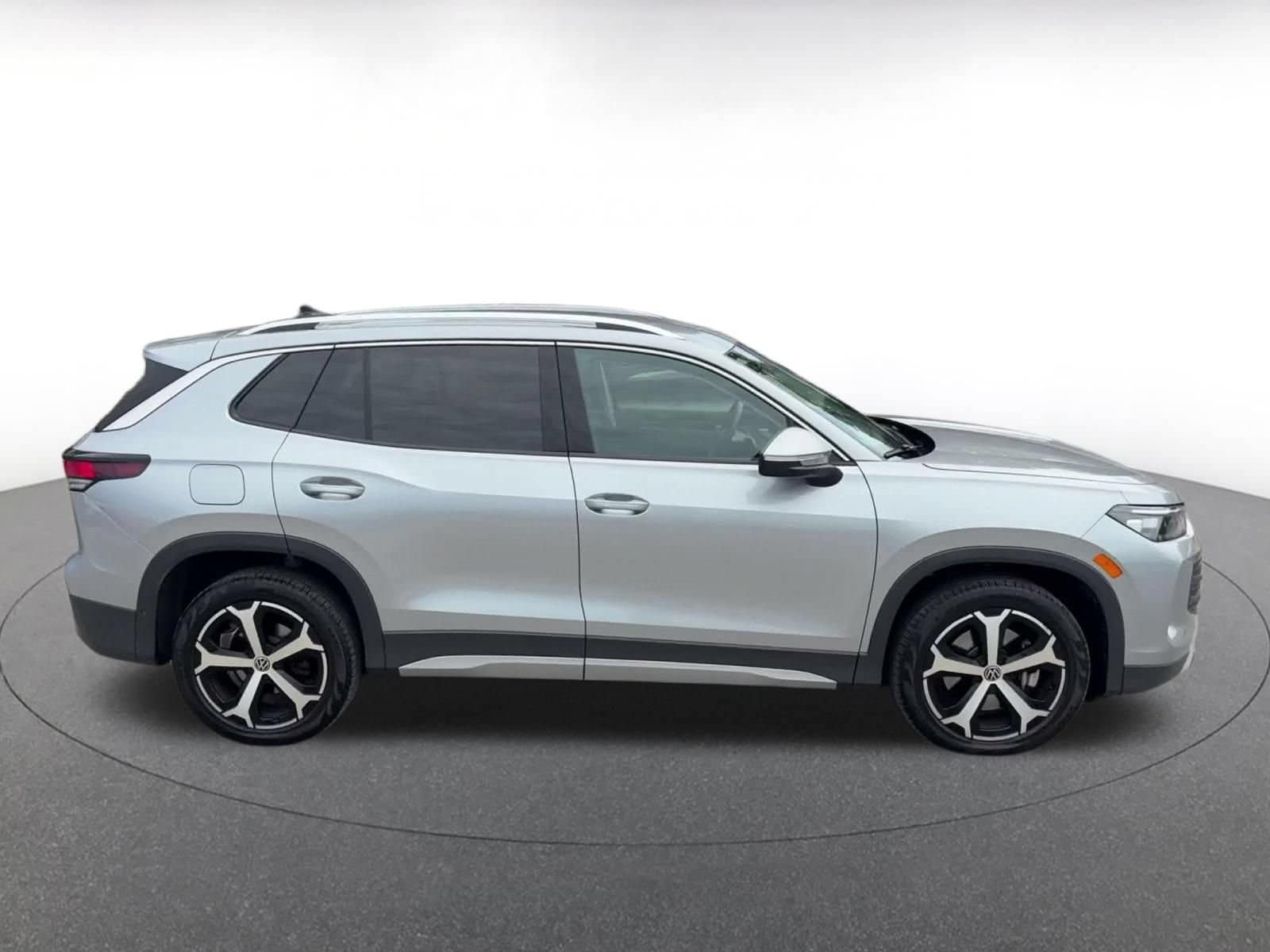 Thumbnail: 2026 Volkswagen Tiguan - 15