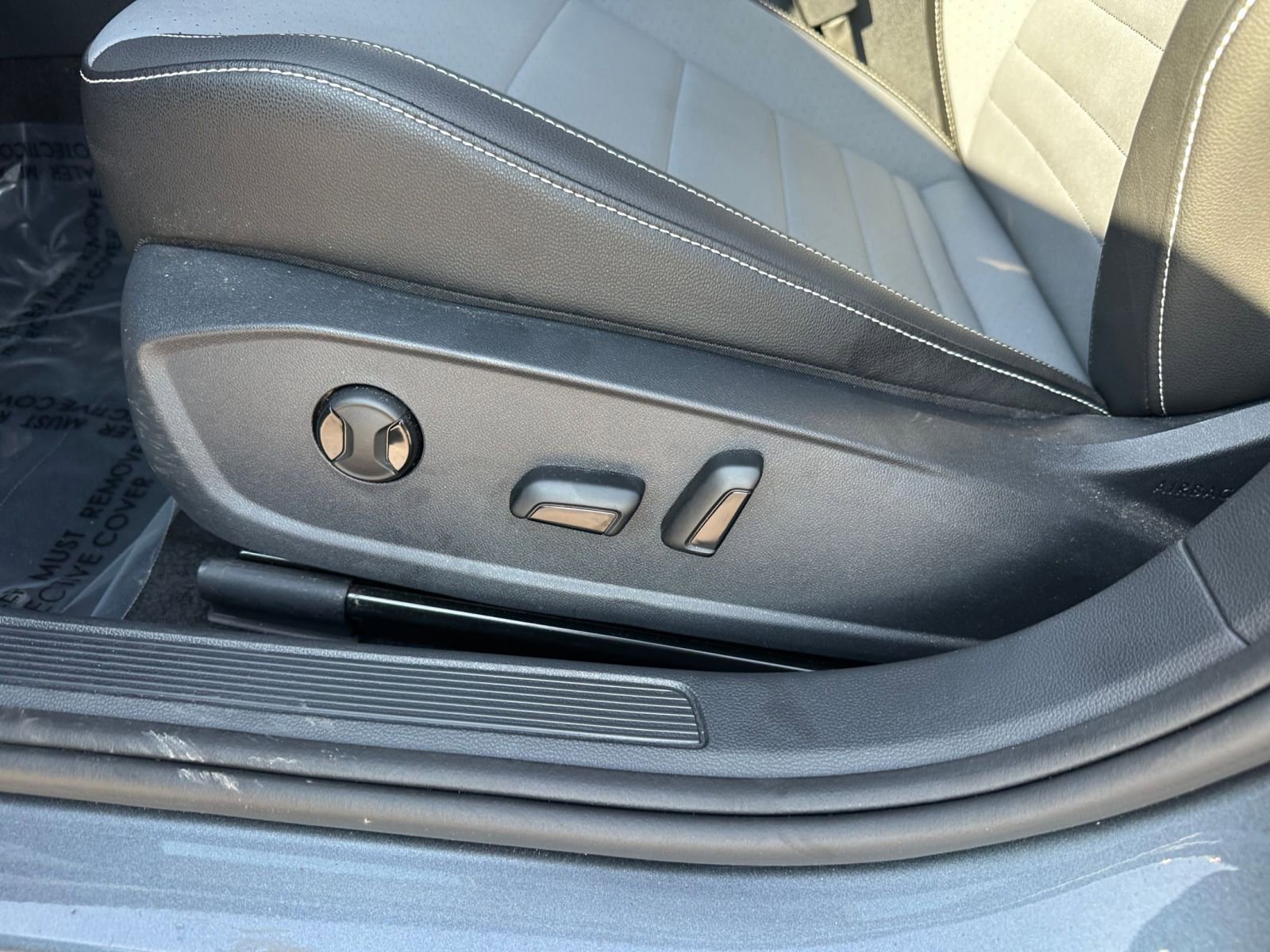 Thumbnail: 2025 Volkswagen Jetta - 23