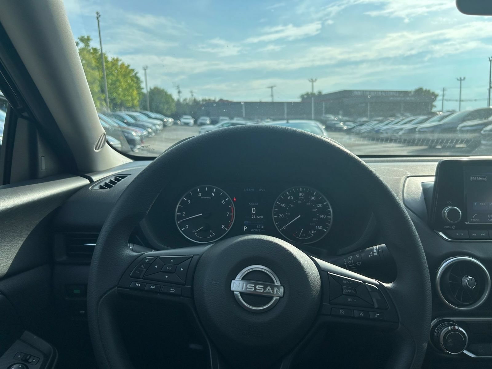 Thumbnail: 2025 Nissan Sentra - 28