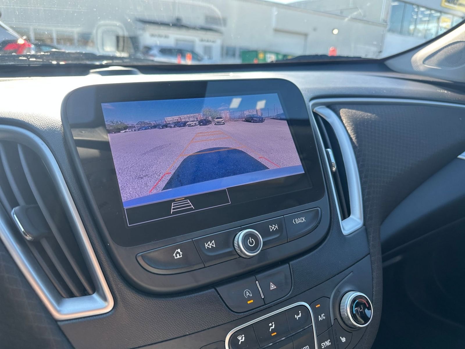 Thumbnail: 2024 Chevrolet Malibu - 17