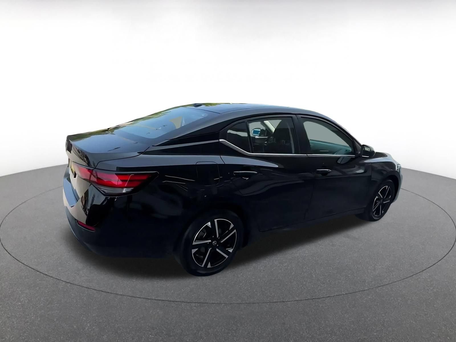 Thumbnail: 2025 Nissan Sentra - 14