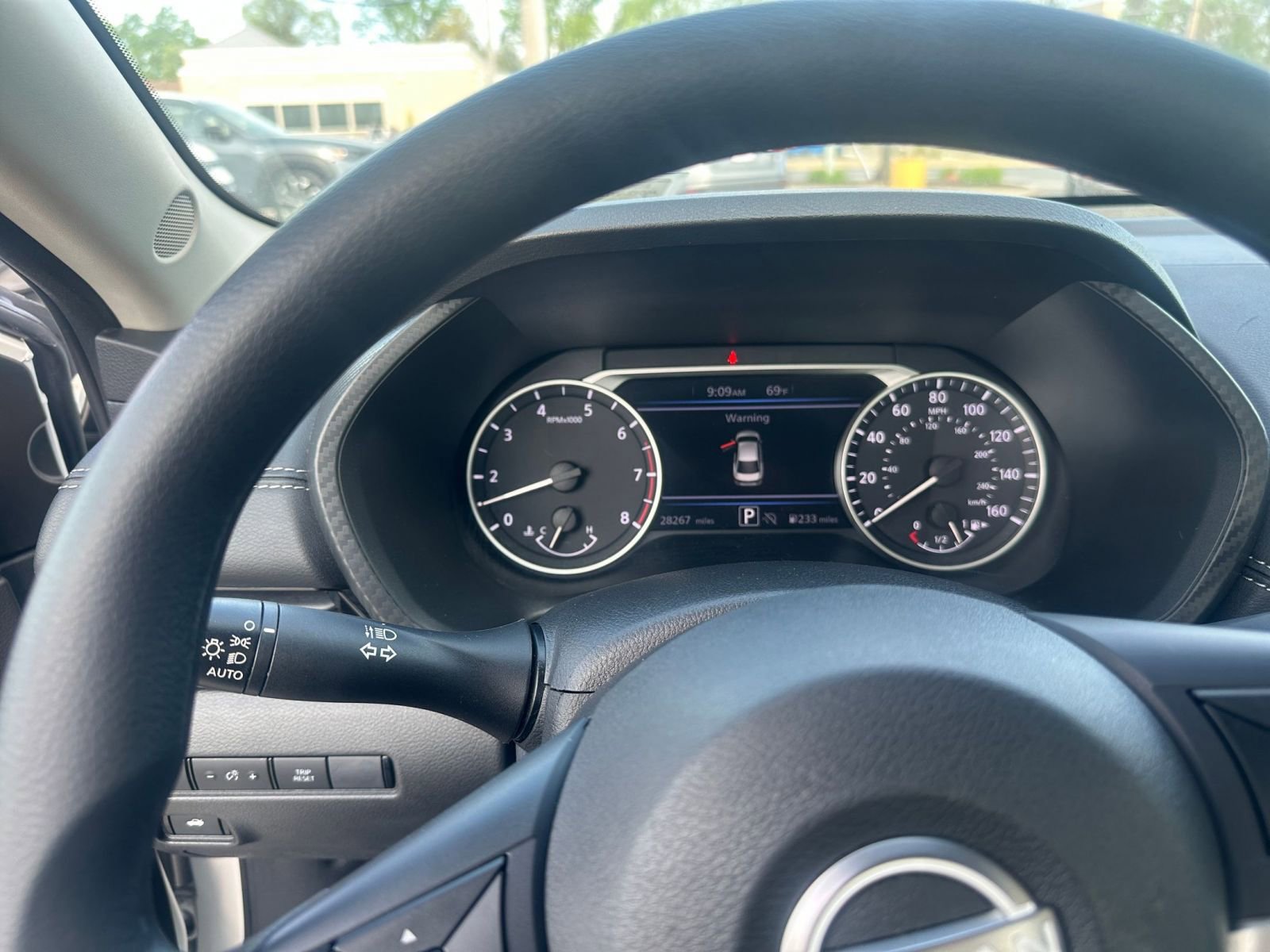 Thumbnail: 2025 Nissan Sentra - 33