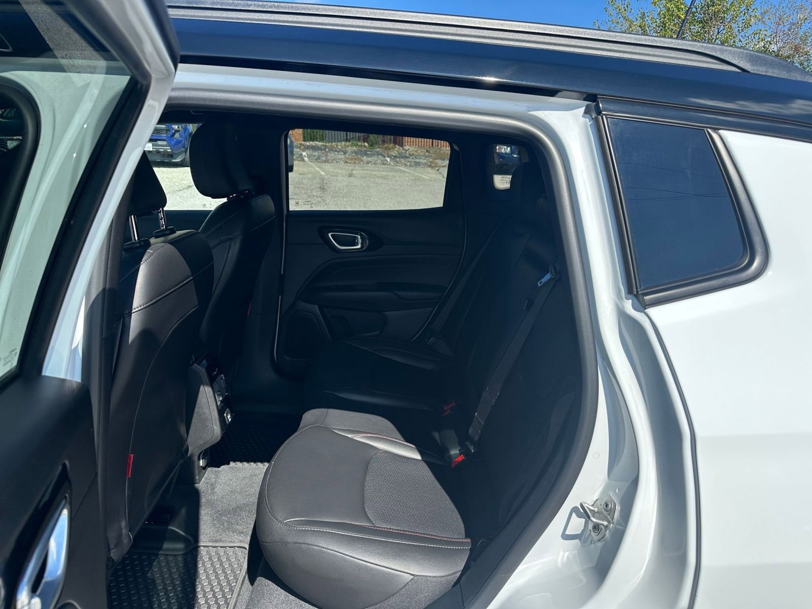 Thumbnail: 2025 Jeep Compass - 24