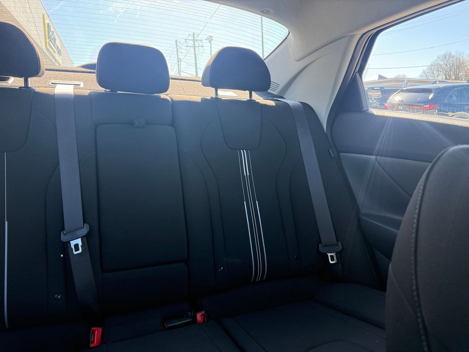 Thumbnail: 2025 Hyundai Elantra - 33