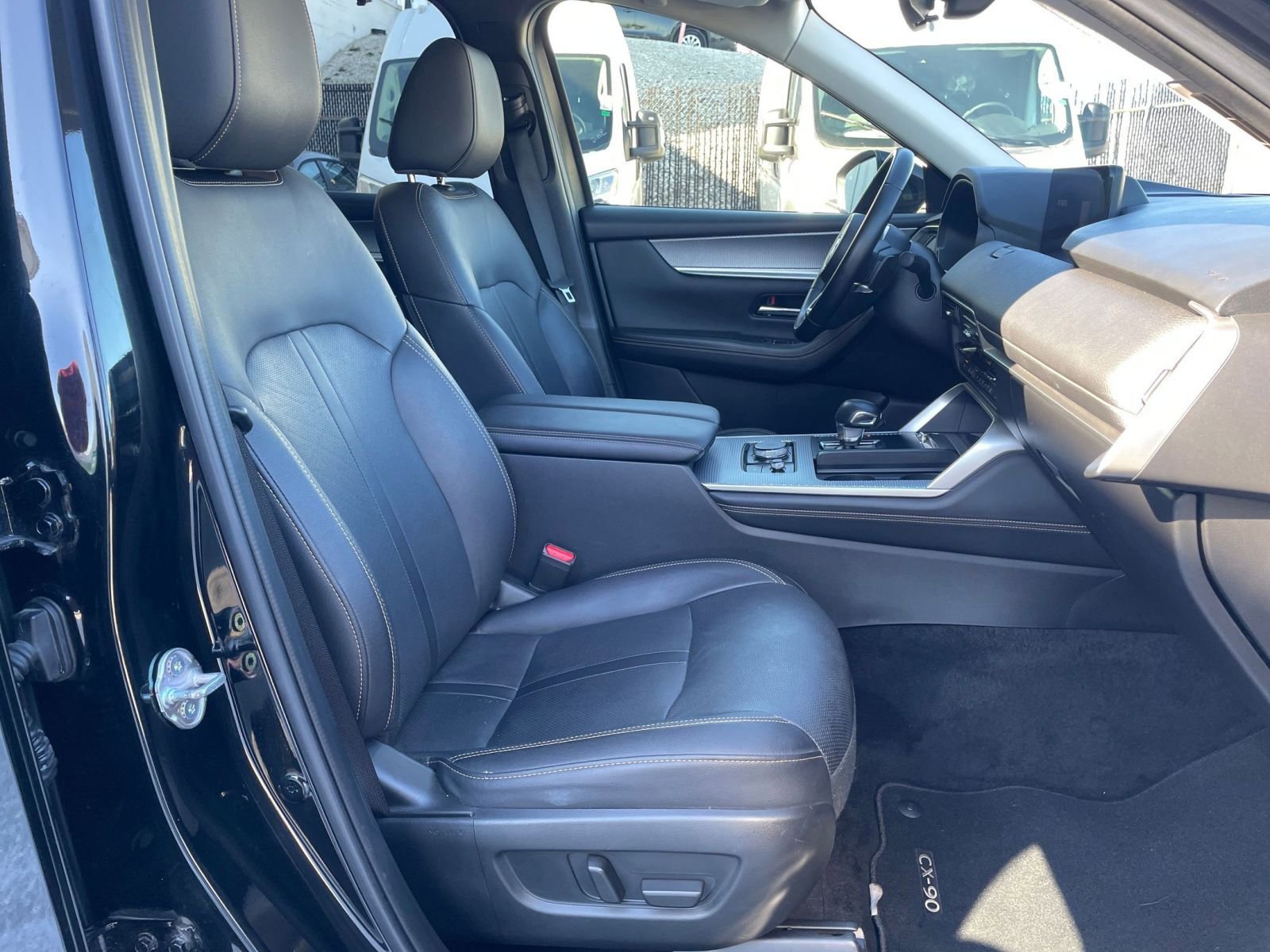 2025 Mazda CX-90 Preferred Package - Photo 40