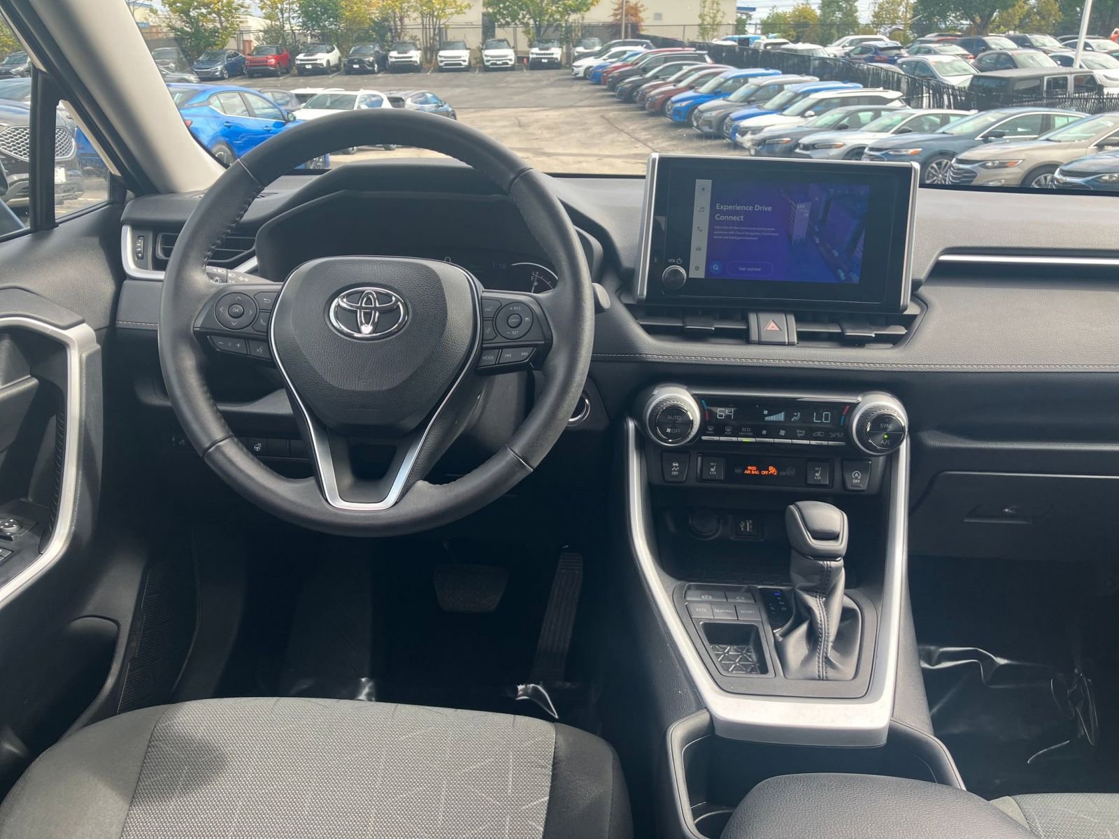 Thumbnail: 2025 Toyota RAV4 - 34