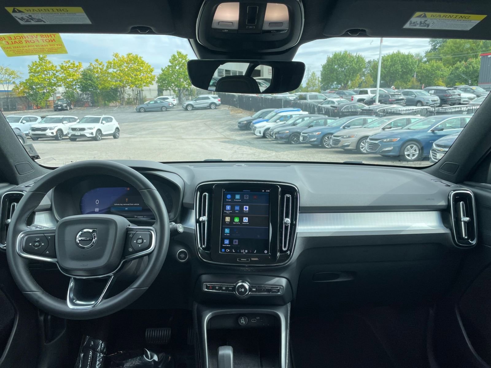 Thumbnail: 2024 Volvo XC40 - 33