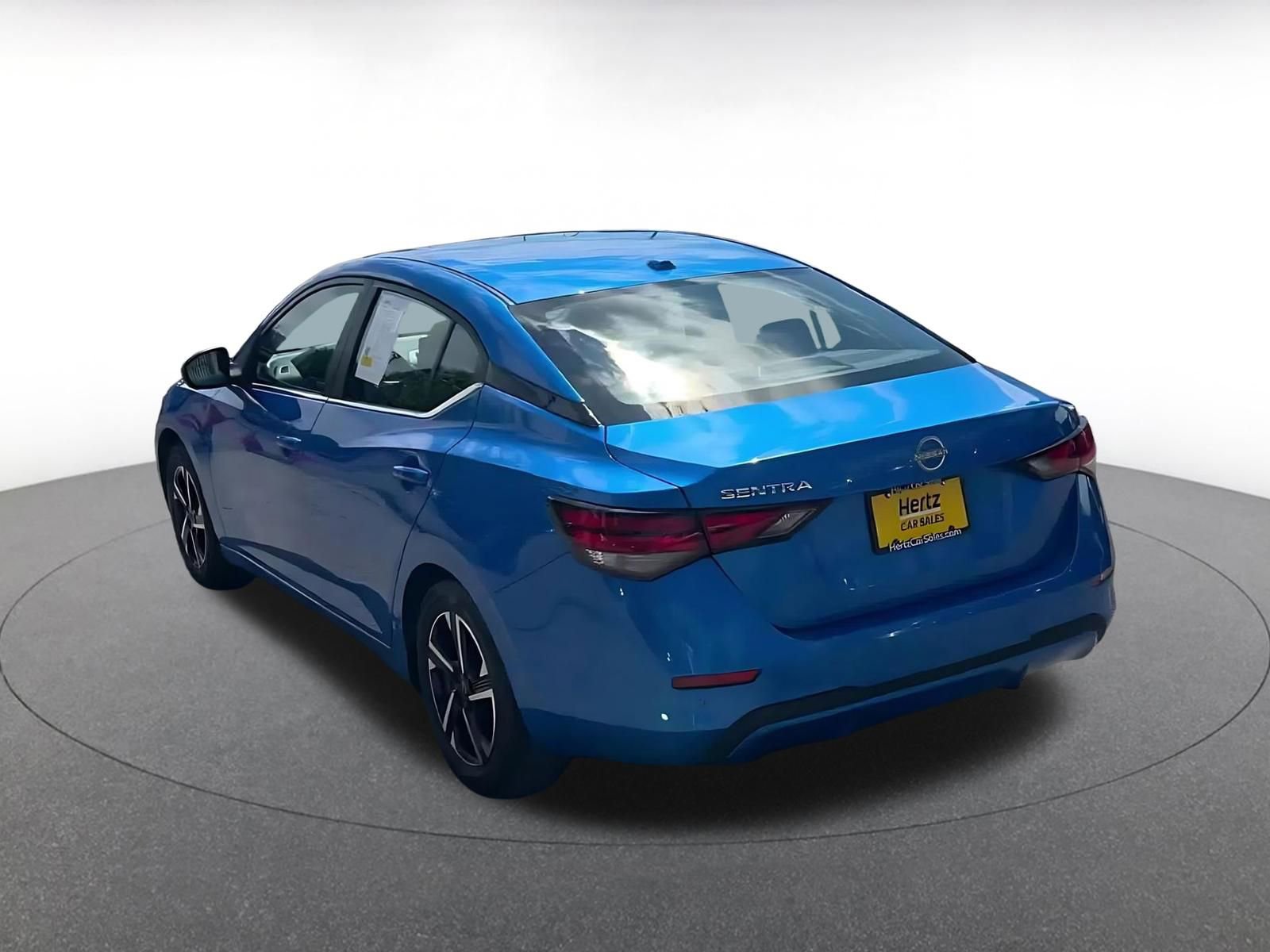 Thumbnail: 2025 Nissan Sentra - 11