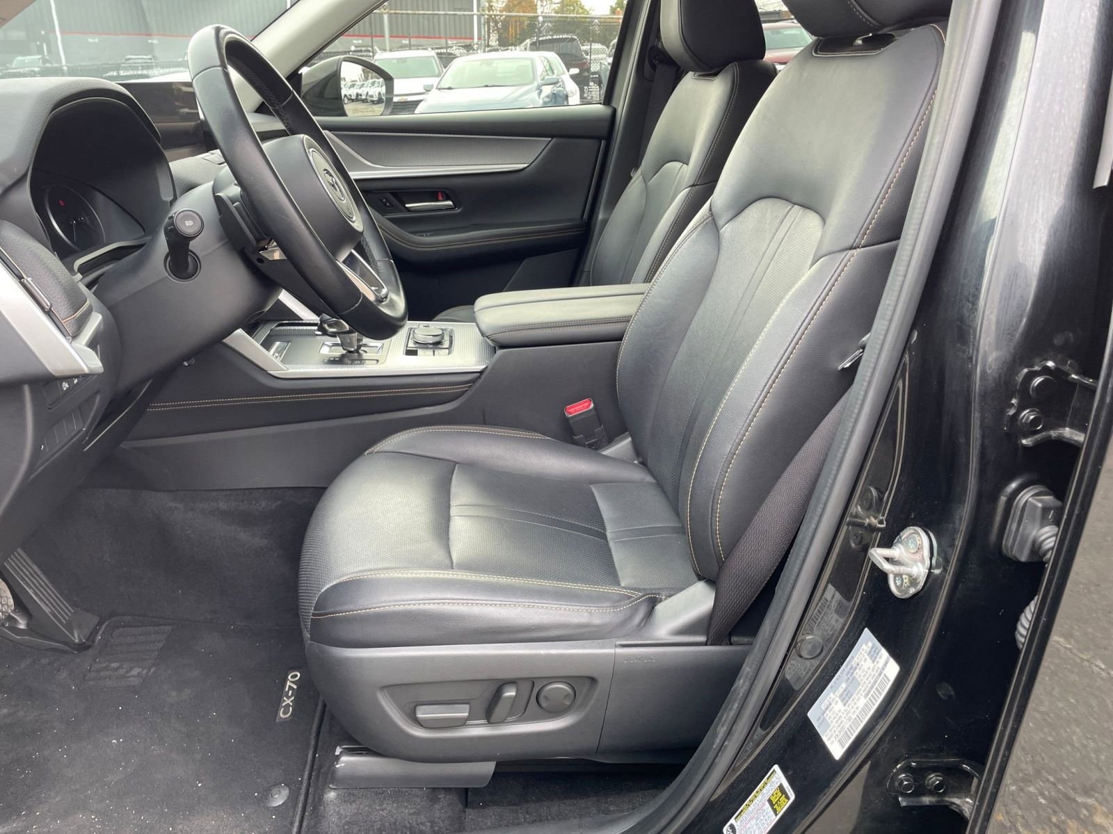 Thumbnail: 2025 Mazda CX-70 - 27