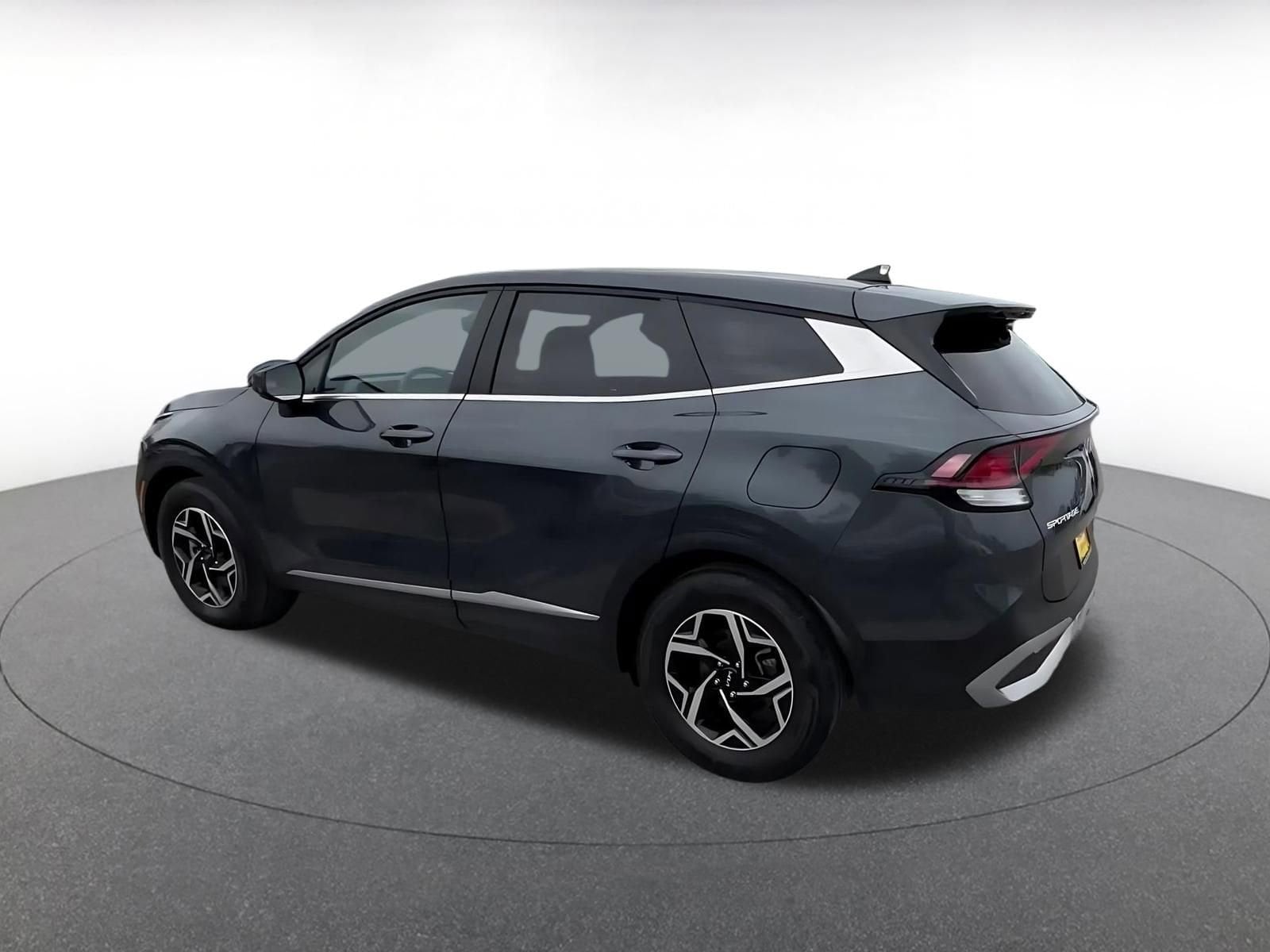 Thumbnail: 2025 Kia Sportage - 10