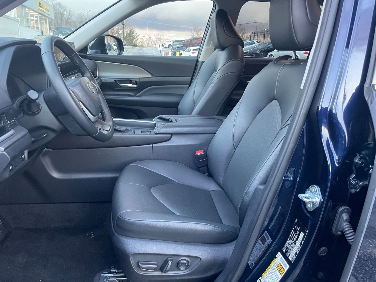 Thumbnail: 2025 Toyota Grand Highlander - 28