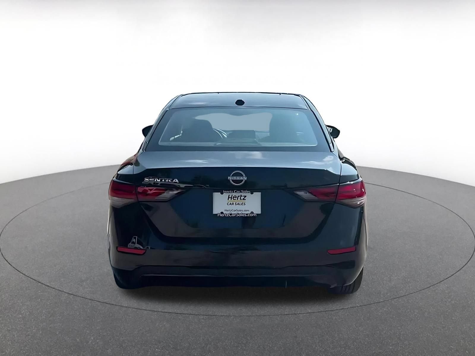 Thumbnail: 2025 Nissan Sentra - 12