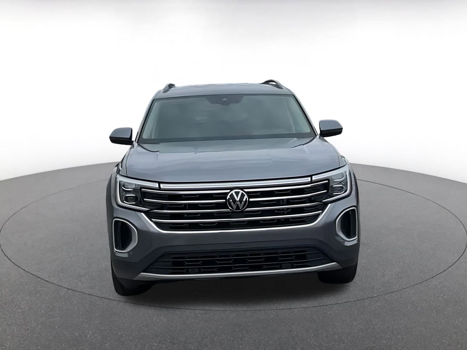 Thumbnail: 2024 Volkswagen Atlas - 3
