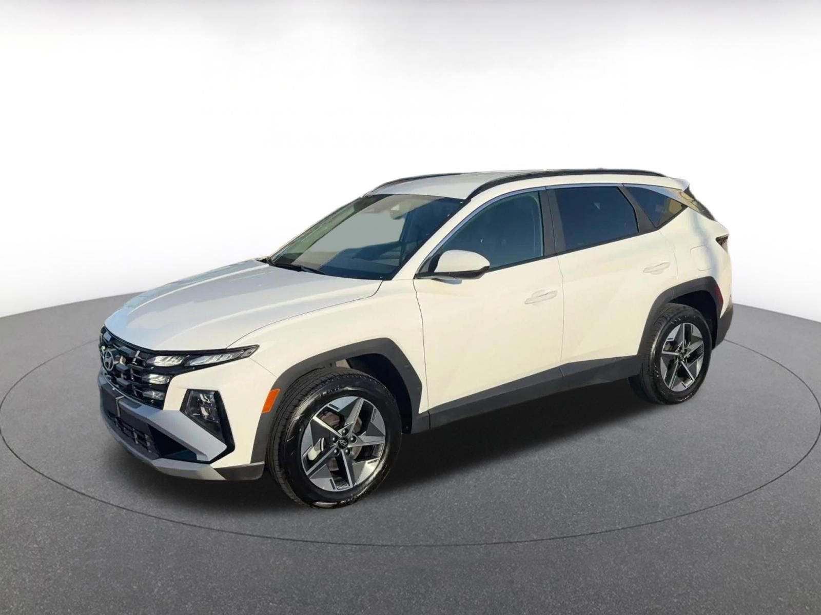Thumbnail: 2025 Hyundai Tucson - 8