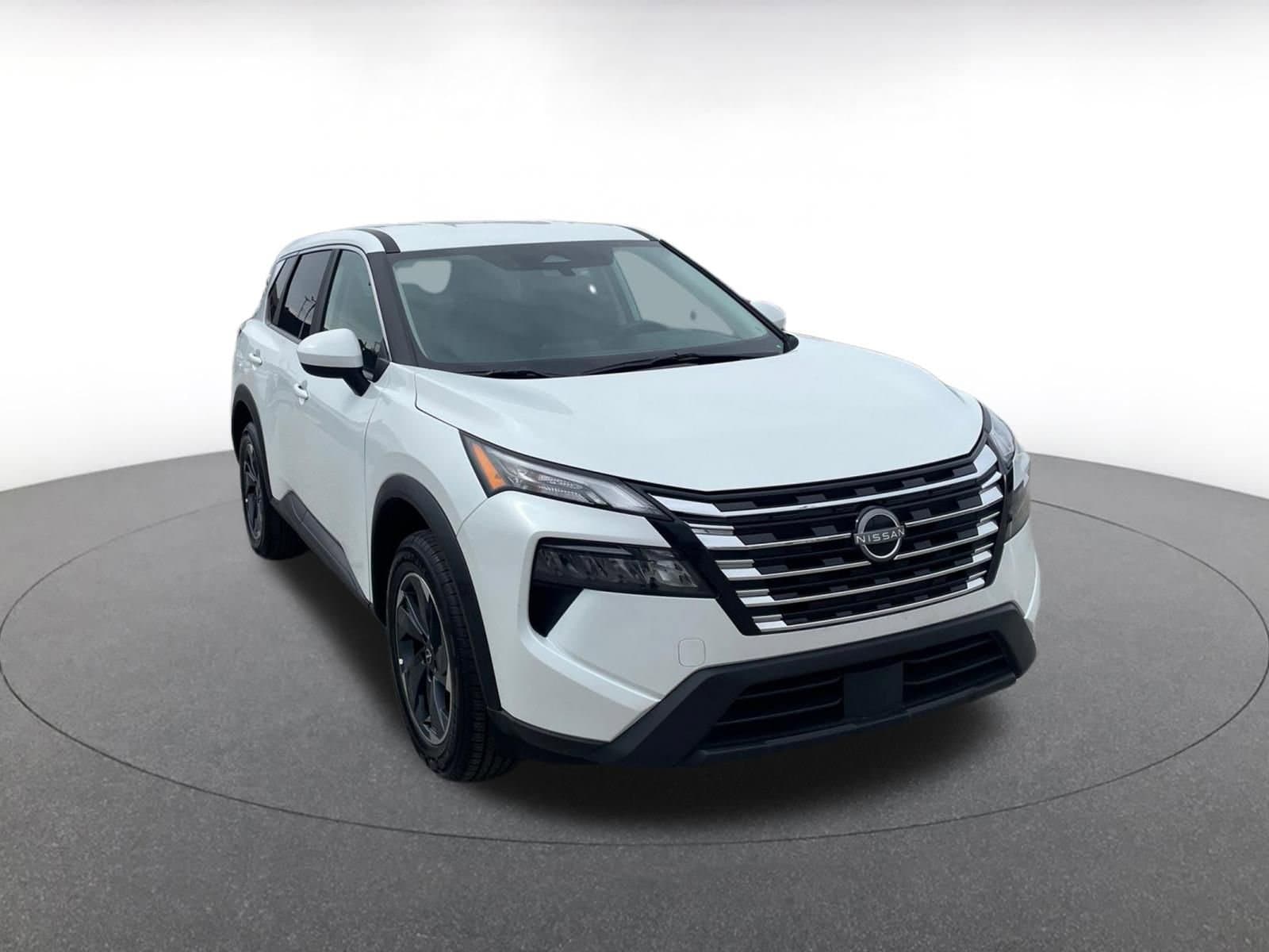 Thumbnail: 2025 Nissan Rogue - 1