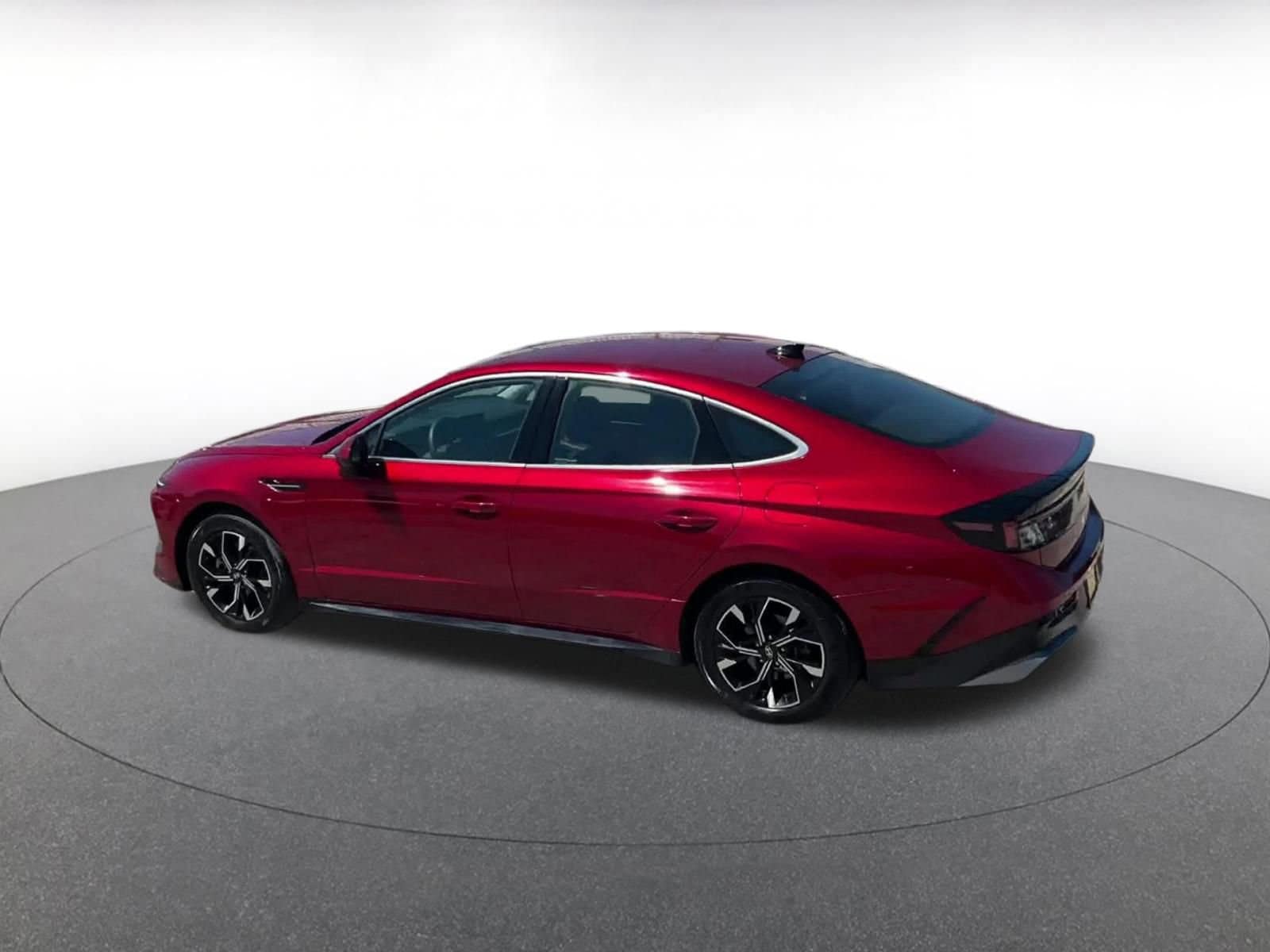 Thumbnail: 2025 Hyundai Sonata - 10