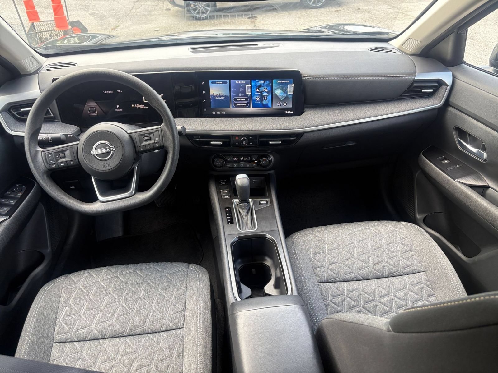Thumbnail: 2026 Nissan Kicks - 23