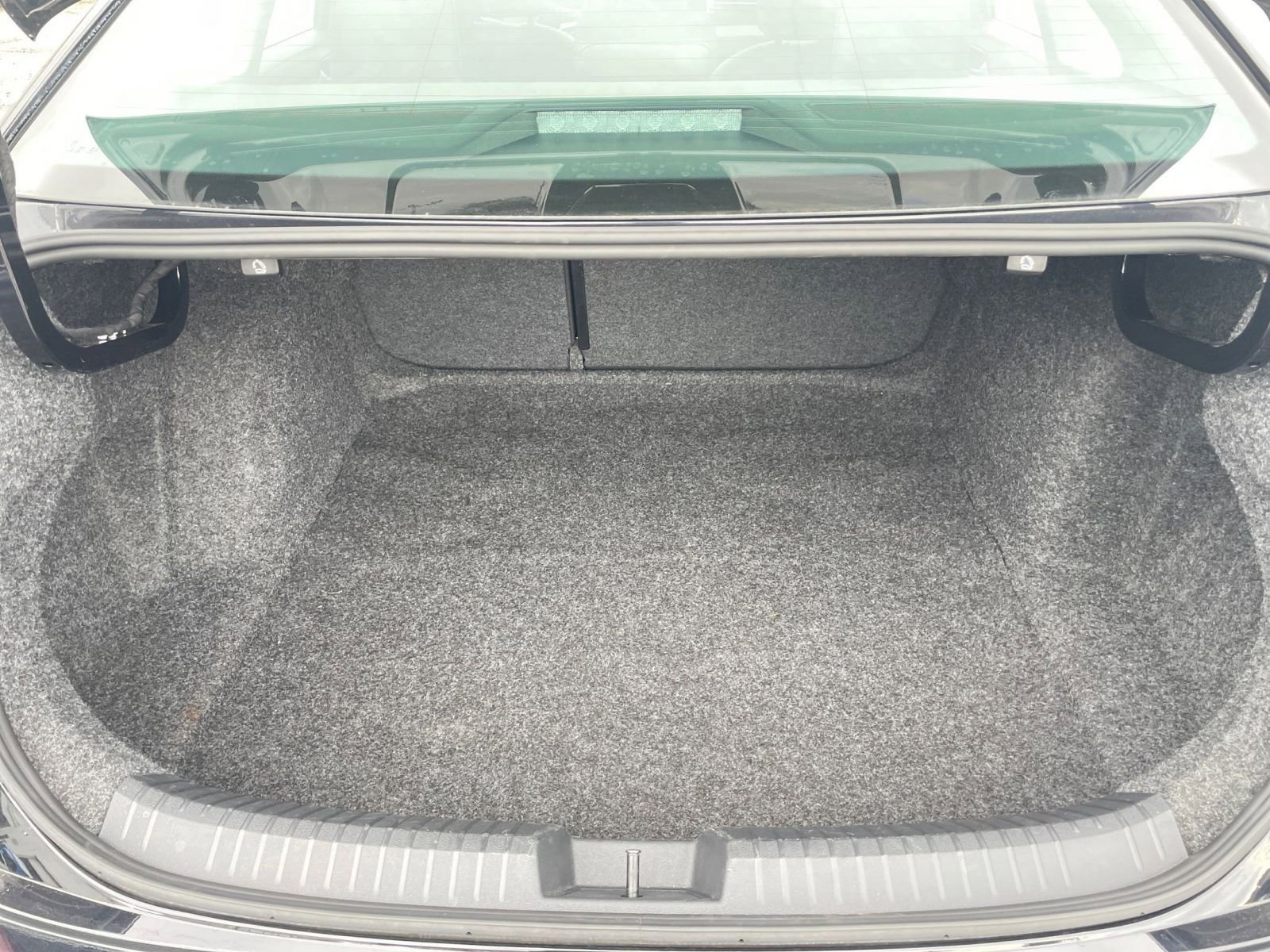 Thumbnail: 2025 Volkswagen Jetta - 31